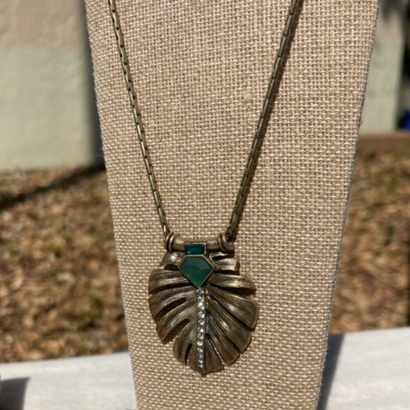 Chloe and Isabel Marquesas 3 Piece Set (Ring Sz 7) - Picture 4 of 11